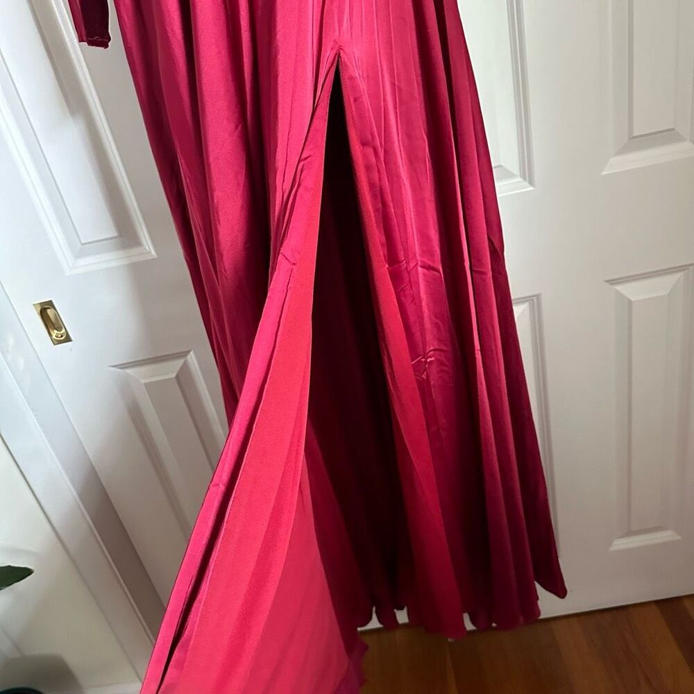 IEENA for Mac Duggal Long Sleeve Ruched Waist satin V-neck - Picture 9 of 11